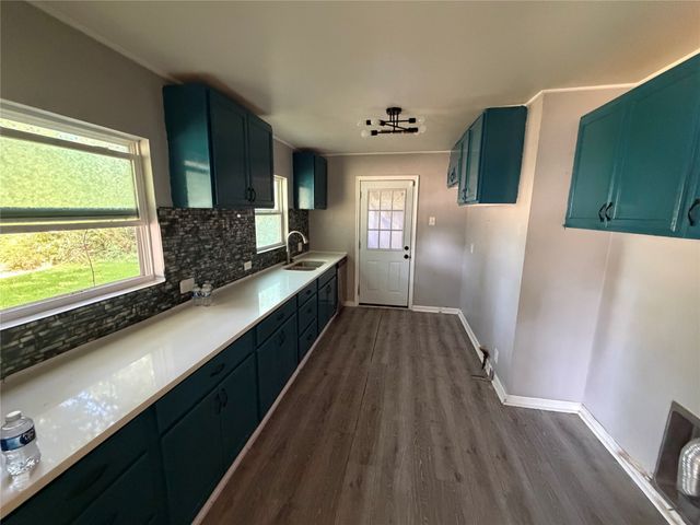 2028 E Jones Street, Sherman, TX 75090