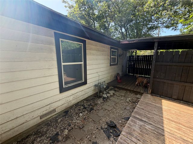 2028 E Jones Street, Sherman, TX 75090