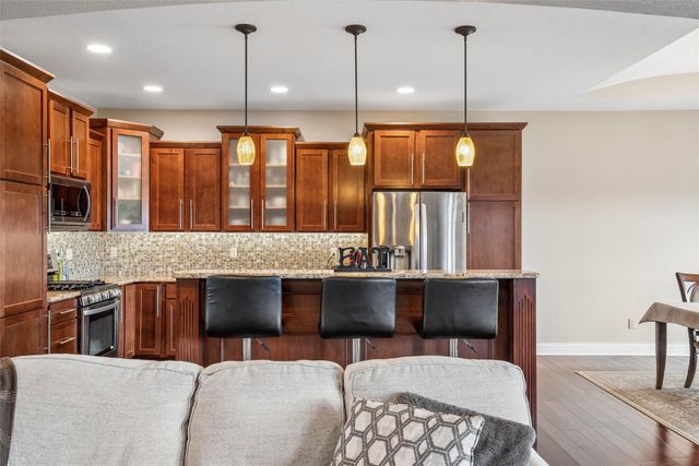 14504 Brookview Drive, Urbandale, IA 50323