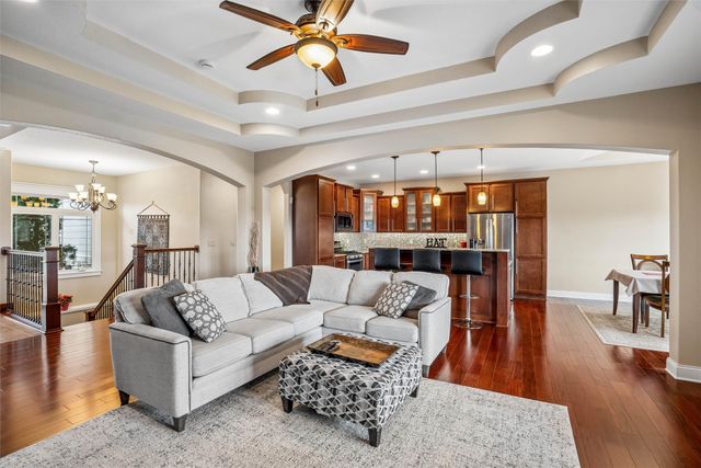 14504 Brookview Drive, Urbandale, IA 50323