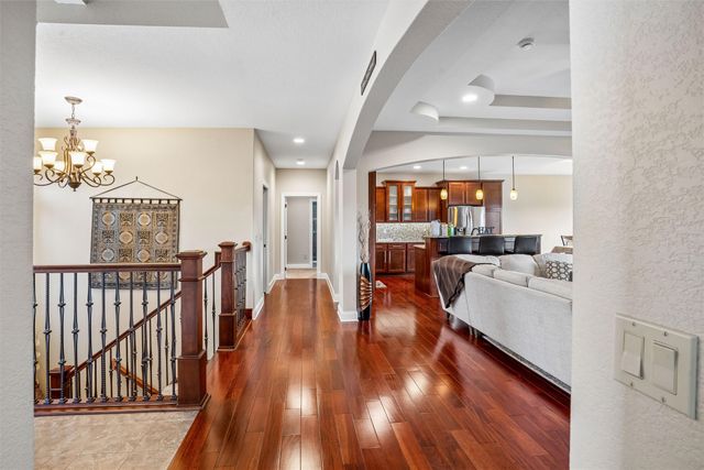 14504 Brookview Drive, Urbandale, IA 50323