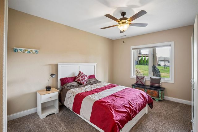 14504 Brookview Drive, Urbandale, IA 50323