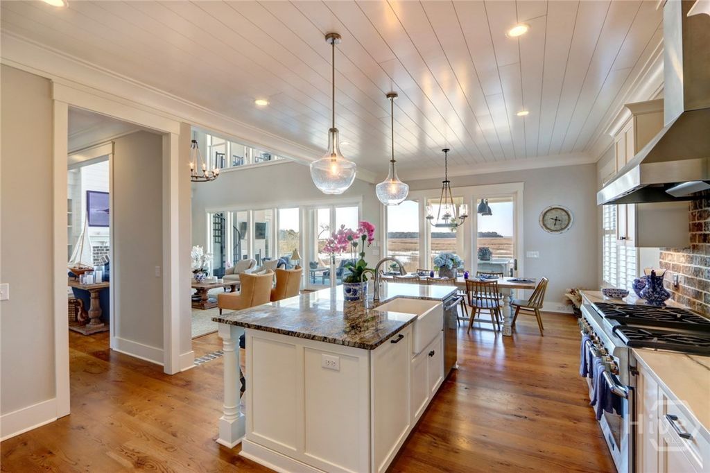 Image 16 of property listing at 201 Noble View, Savannah, GA 31411