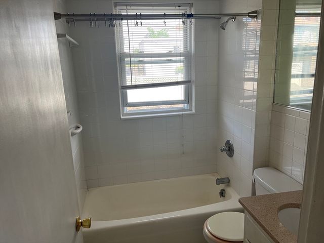 14 Prentice Street 2, Worcester, MA 01604