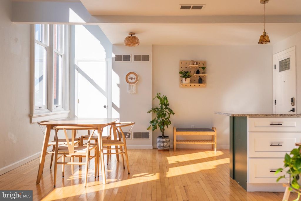 235-237 LOCUST ST #5, Columbia, PA 17512