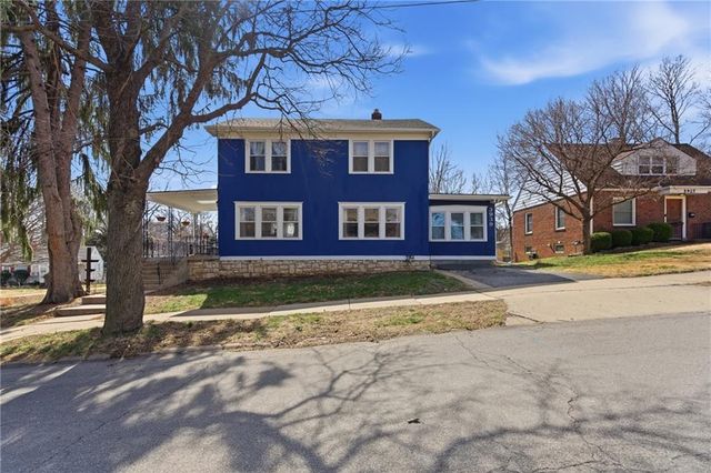 3939 Sunrise Drive, Kansas City, MO 64123