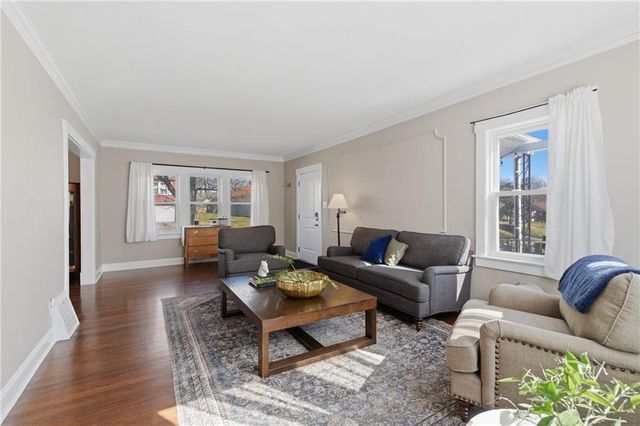 3939 Sunrise Drive, Kansas City, MO 64123