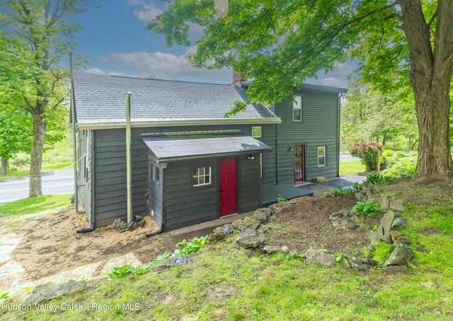 1625 New York 32, Saugerties, NY 12477