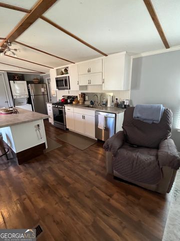 32 Nelson Lane, Hiawassee, GA 30546