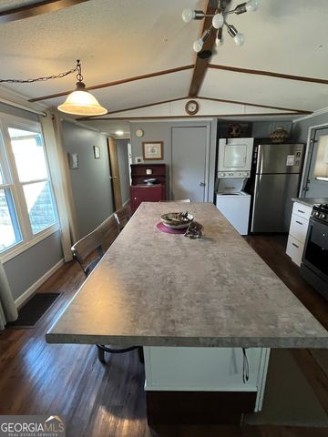 32 Nelson Lane, Hiawassee, GA 30546