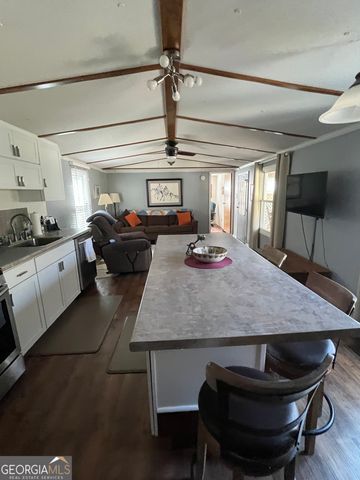 32 Nelson Lane, Hiawassee, GA 30546