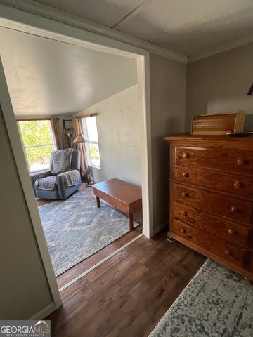 32 Nelson Lane, Hiawassee, GA 30546