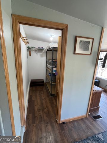 32 Nelson Lane, Hiawassee, GA 30546