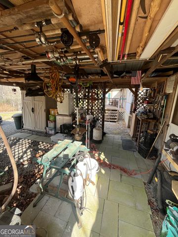 32 Nelson Lane, Hiawassee, GA 30546