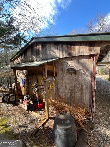 32 Nelson Lane, Hiawassee, GA 30546