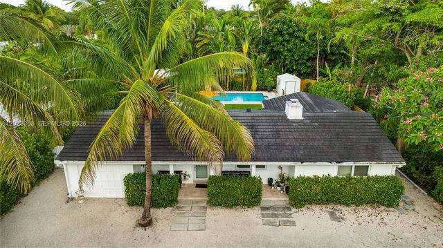 11403 NE 8th Ave, Biscayne Park, FL 33161