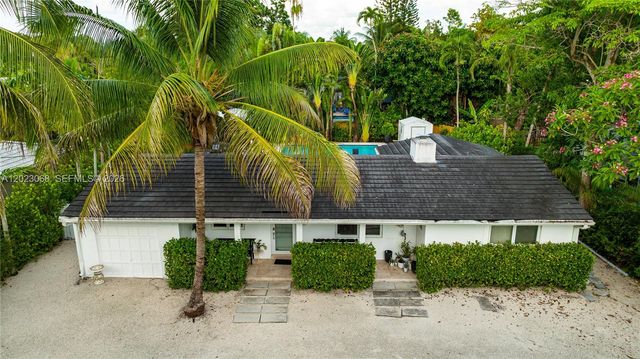 11403 NE 8th Ave, Biscayne Park, FL 33161