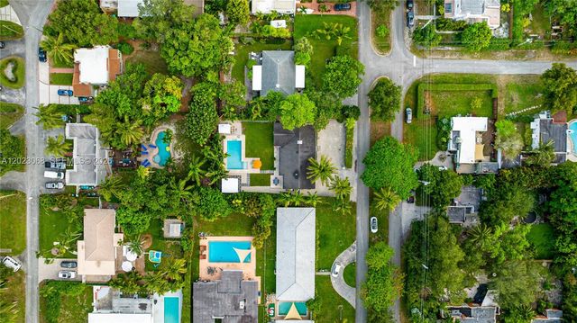 11403 NE 8th Ave, Biscayne Park, FL 33161