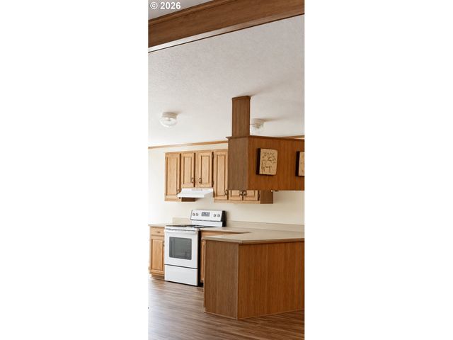 10400 Se COOK Ct 22, Milwaukie, OR 97222