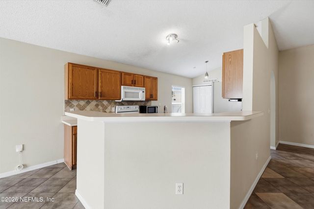 5571 WESTLAND STATION Road, Jacksonville, FL 32244