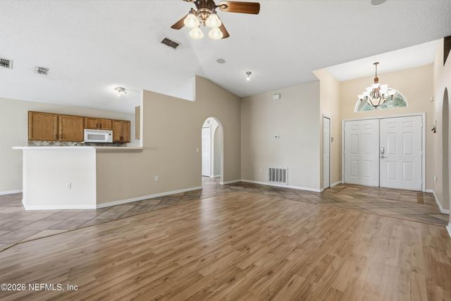 5571 WESTLAND STATION Road, Jacksonville, FL 32244