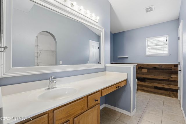 5571 WESTLAND STATION Road, Jacksonville, FL 32244
