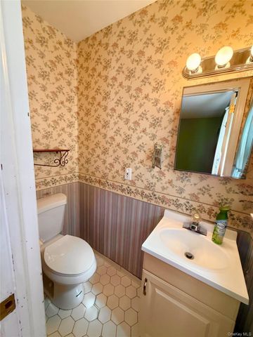 358 Starke Avenue, East Meadow, NY 11554