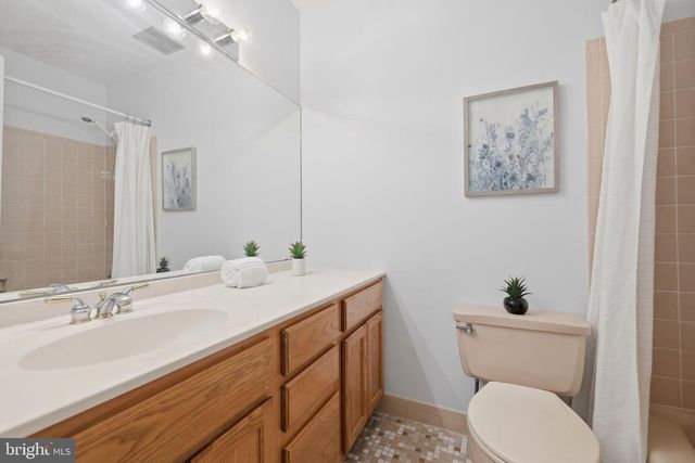 7211 ASHVIEW DR, Springfield, VA 22153