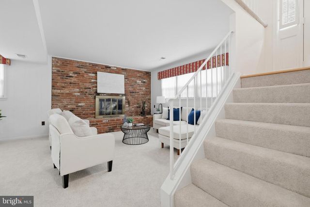 7211 ASHVIEW DR, Springfield, VA 22153