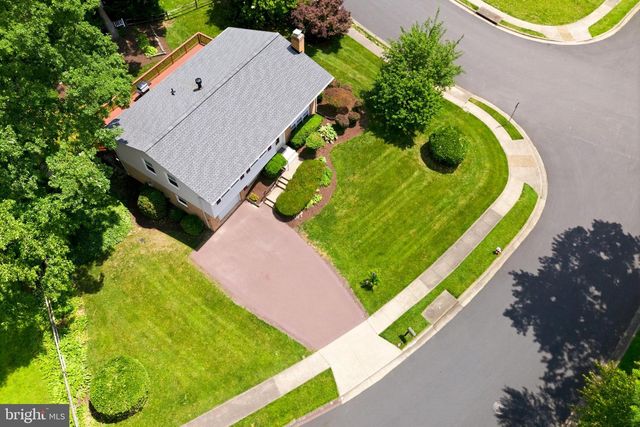 7211 ASHVIEW DR, Springfield, VA 22153