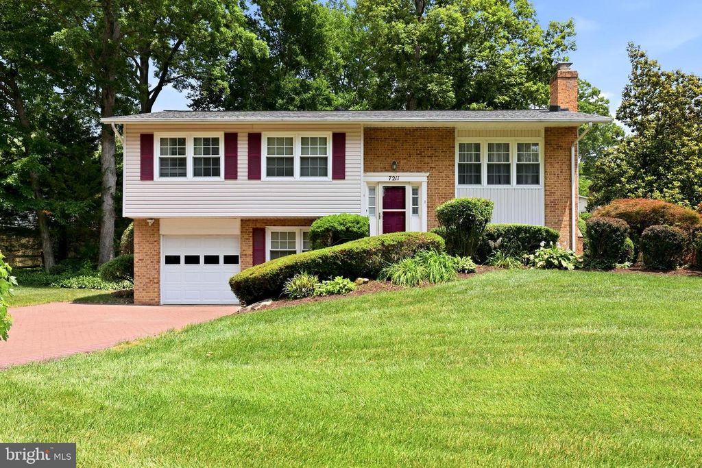 7211 ASHVIEW DR, Springfield, VA 22153