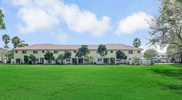 845 Imperial Lake Road, West Palm Beach, FL 33413