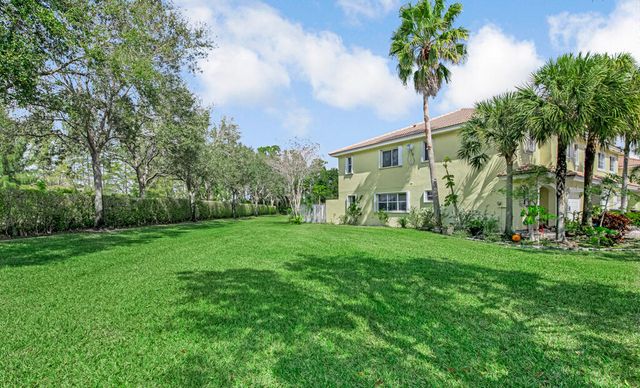 845 Imperial Lake Road, West Palm Beach, FL 33413