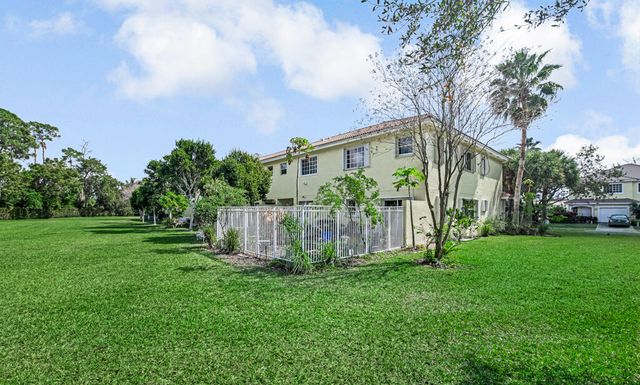 845 Imperial Lake Road, West Palm Beach, FL 33413