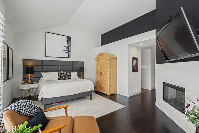 7949 Harbour Towne Avenue, Las Vegas, NV 89113
