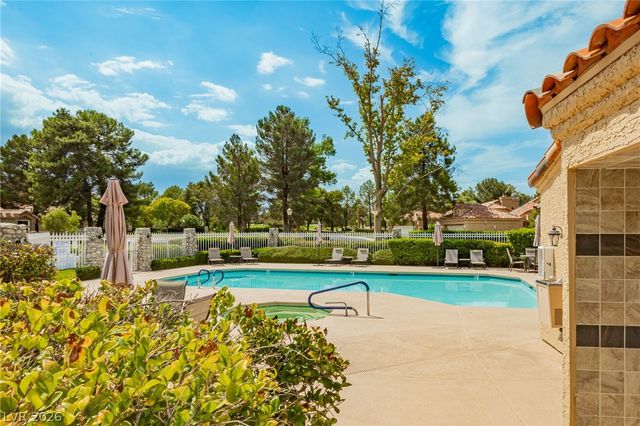 7949 Harbour Towne Avenue, Las Vegas, NV 89113