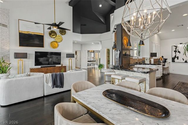 7949 Harbour Towne Avenue, Las Vegas, NV 89113