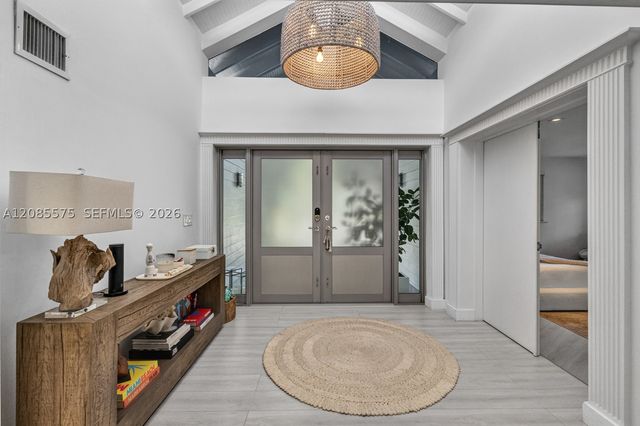 755 Curtiswood Dr, Key Biscayne, FL 33149
