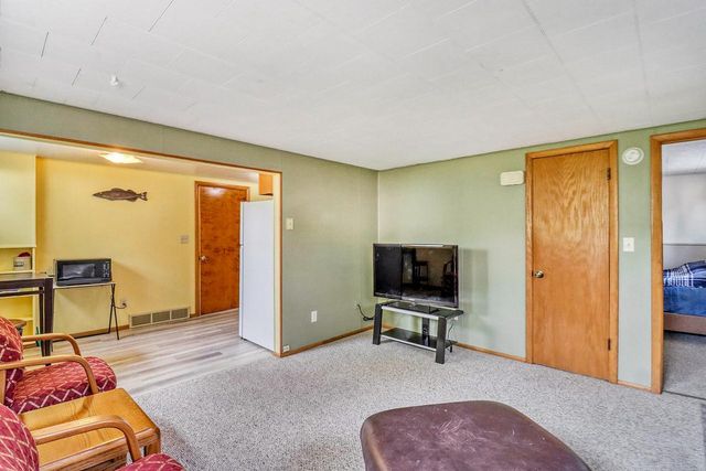 1411 23rd Avenue S, Moorhead, MN 56560