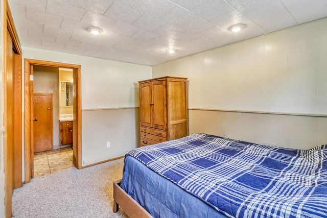 1411 23rd Avenue S, Moorhead, MN 56560