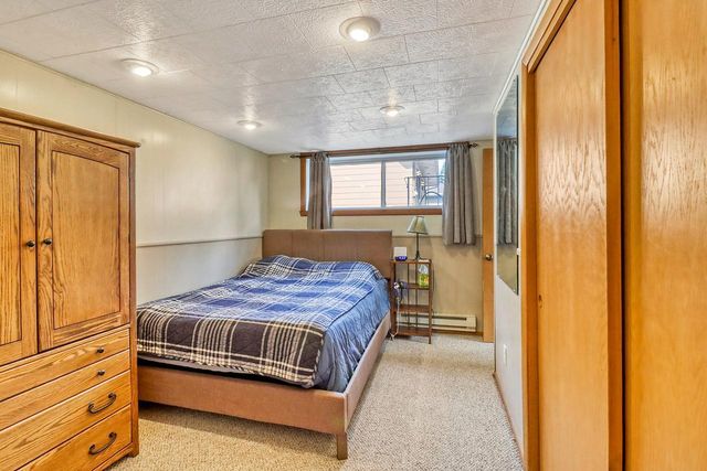 1411 23rd Avenue S, Moorhead, MN 56560