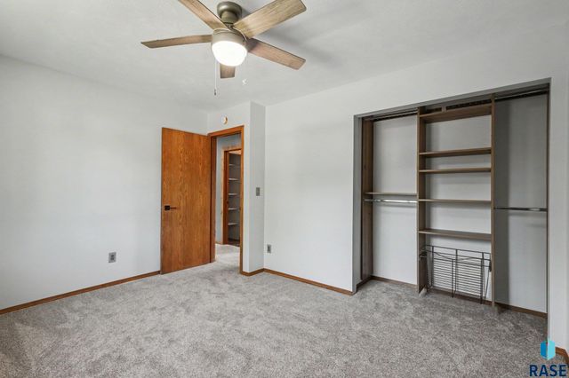 5413 W Missouri St St Street, Sioux Falls, SD 57106