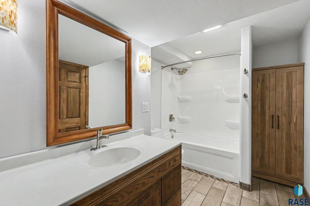 5413 W Missouri St St Street, Sioux Falls, SD 57106