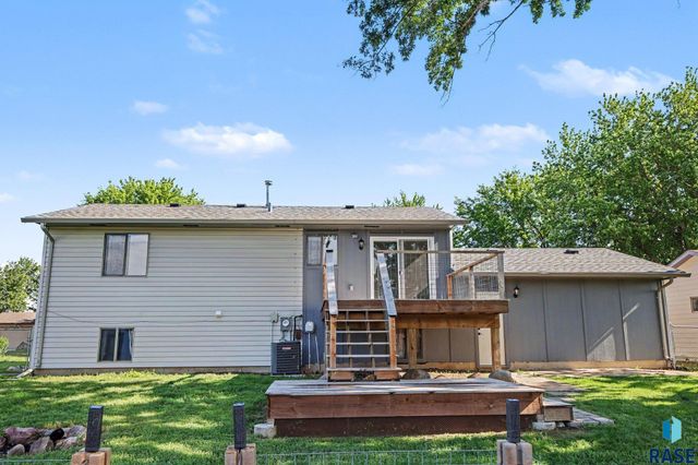 5413 W Missouri St St Street, Sioux Falls, SD 57106