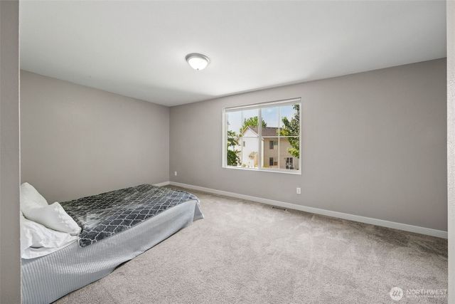 18541 100th Avenue E, Puyallup, WA 98375