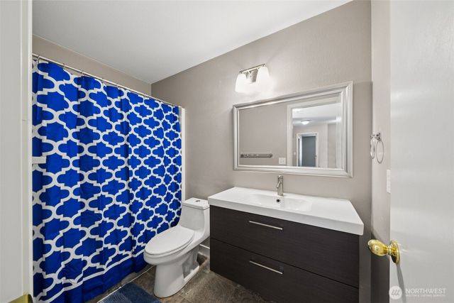 18541 100th Avenue E, Puyallup, WA 98375