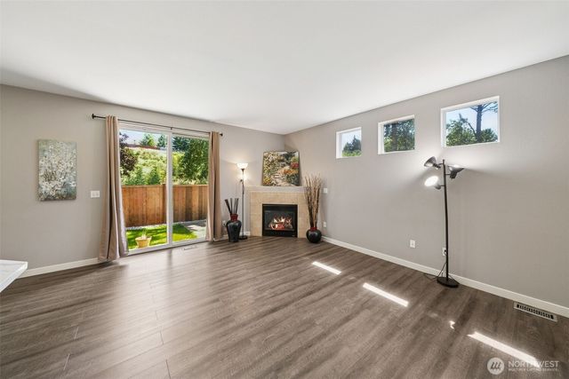 18541 100th Avenue E, Puyallup, WA 98375