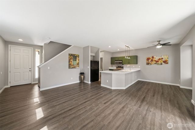 18541 100th Avenue E, Puyallup, WA 98375