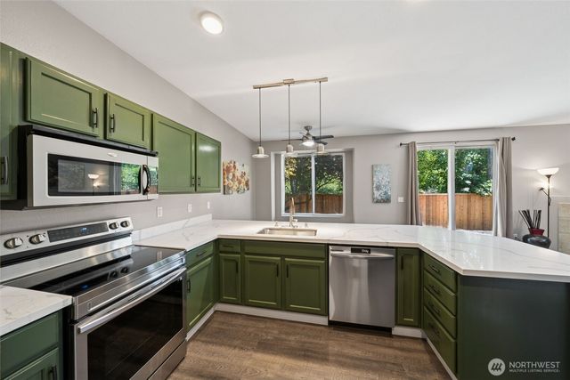 18541 100th Avenue E, Puyallup, WA 98375