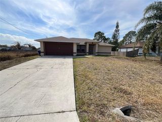 4005 1st ST SW, Lehigh Acres, FL 33976